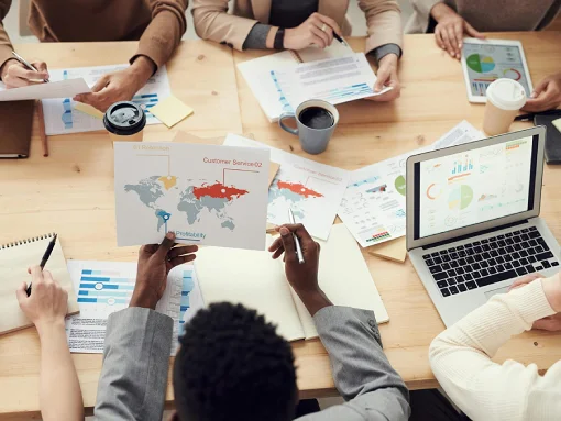 Engaging English teaching style where students and teachers have fun while learning.